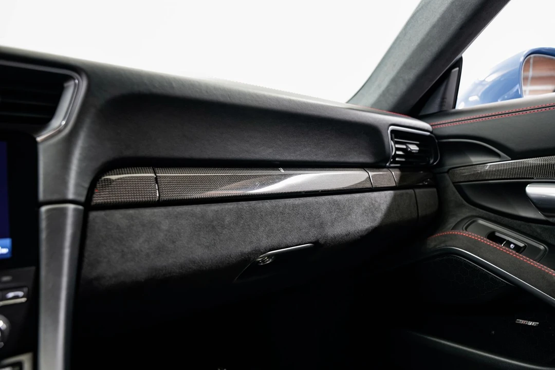 2019 Porsche 911 - Image 18 of 31