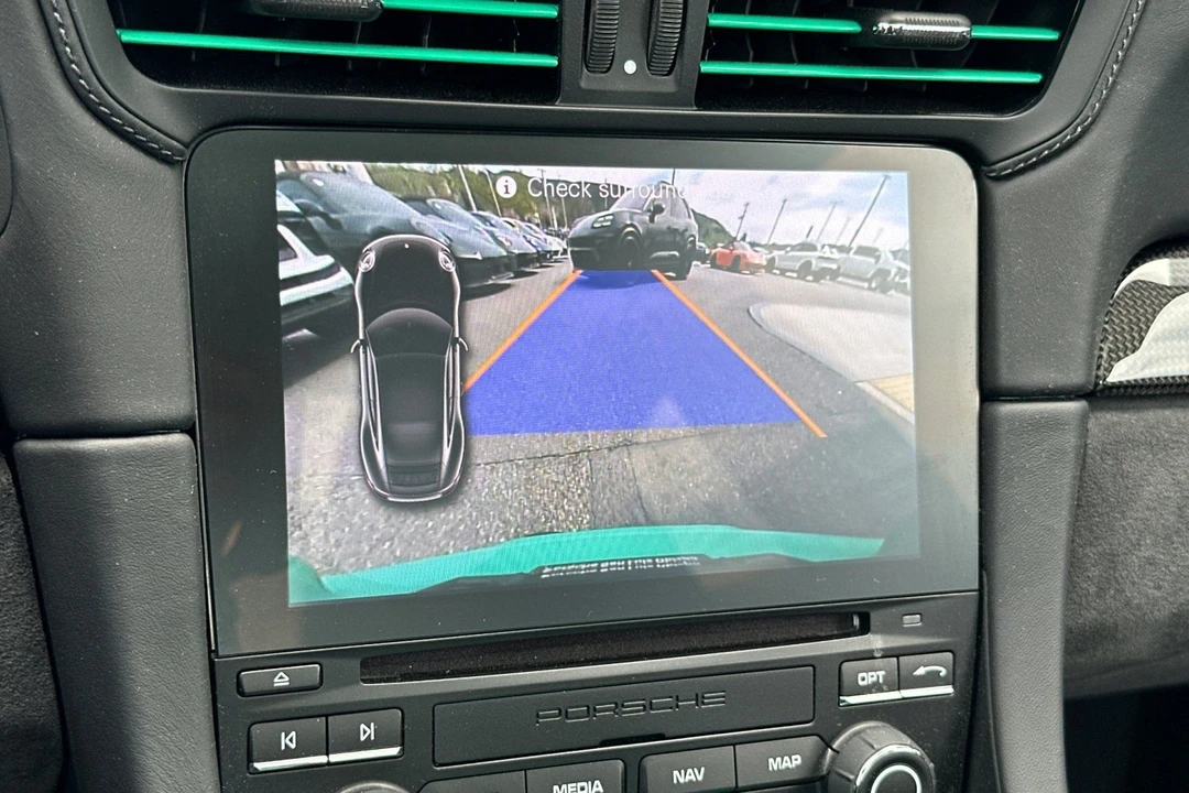 2019 Porsche 911 - Image 23 of 31