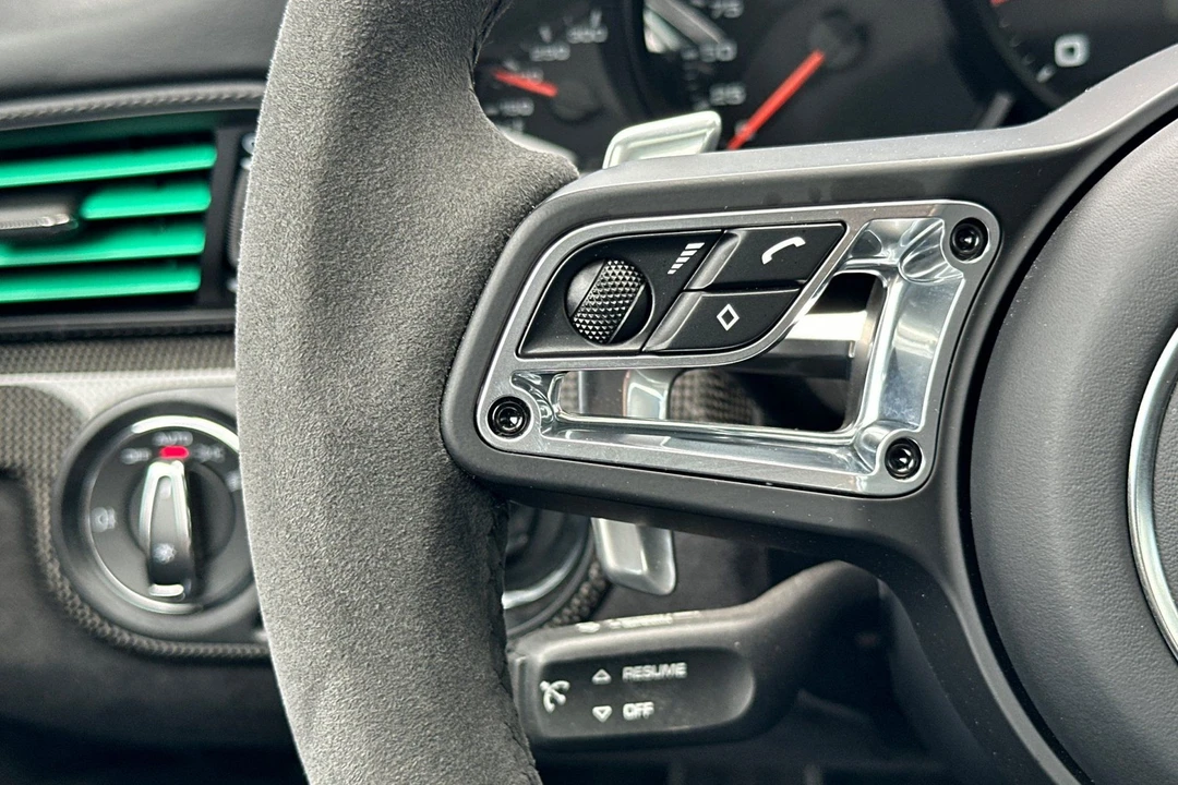 2019 Porsche 911 - Image 29 of 31