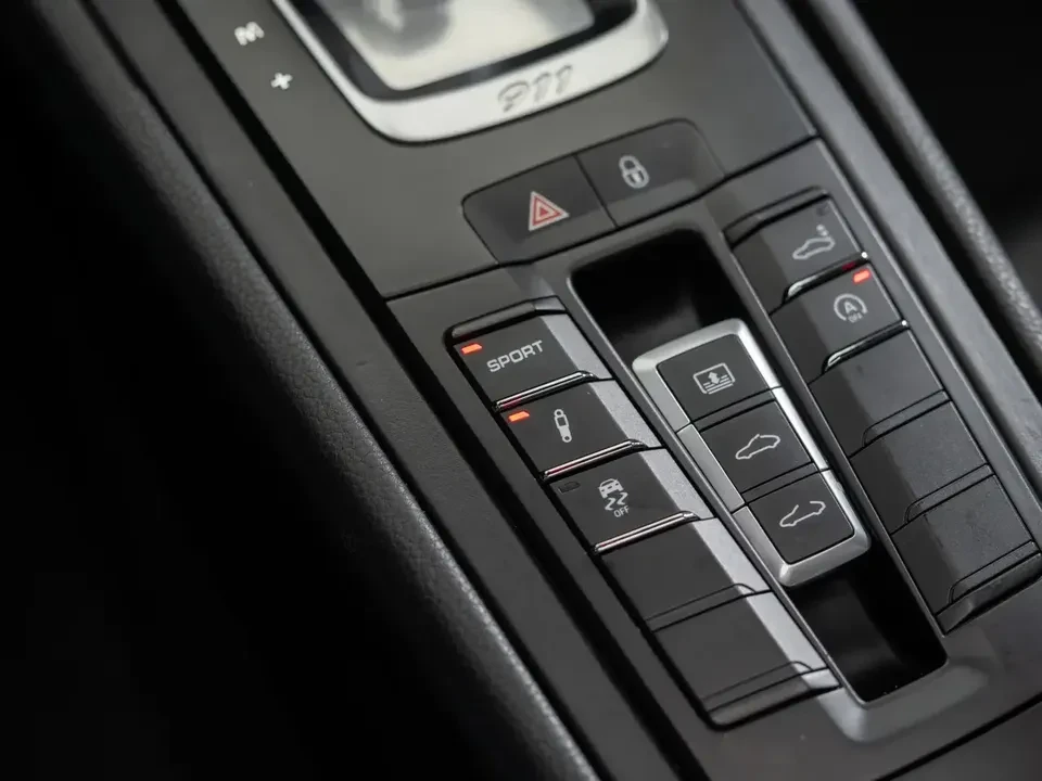 2019 Porsche 991 Carrera 4 - Image 2 of 20