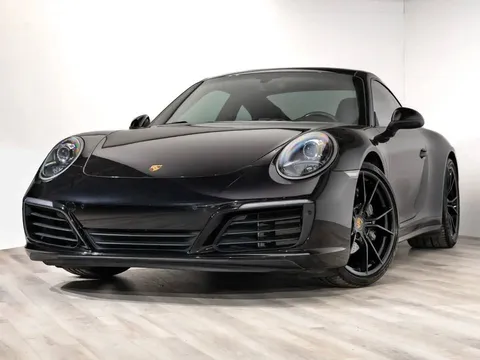 2019 Porsche 911 Carrera 4