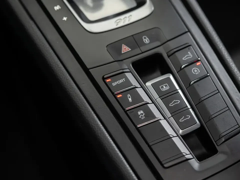 2019 Porsche 991 Carrera 4 - Image 2 of 20