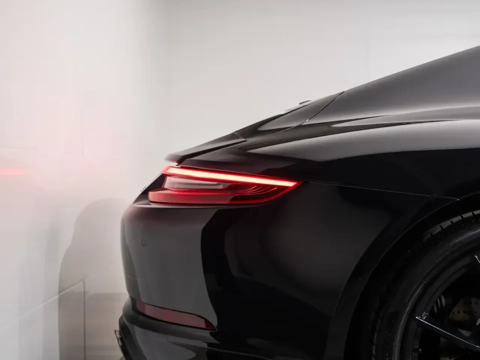 2019 Porsche 991 Carrera 4 - Image 17 of 20