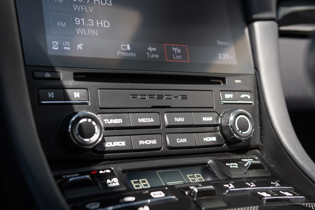 2019 Porsche 991 Carrera 4 - Image 6 of 21