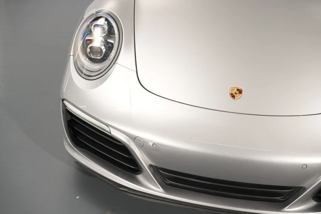 2019 Porsche 991 Carrera 4 - Image 10 of 31