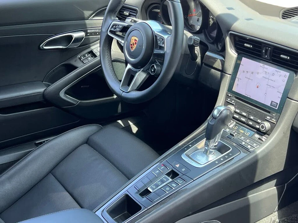 2019 Porsche 991 Carrera 4S - Image 18 of 31