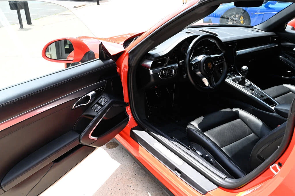 2019 Porsche 991 Carrera 4S - Image 16 of 31