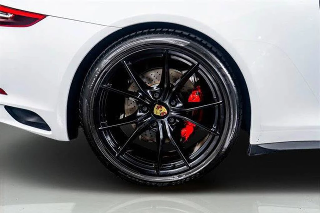 2019 Porsche 991 Carrera 4S - Image 8 of 31