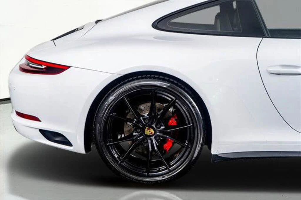 2019 Porsche 991 Carrera 4S - Image 9 of 31