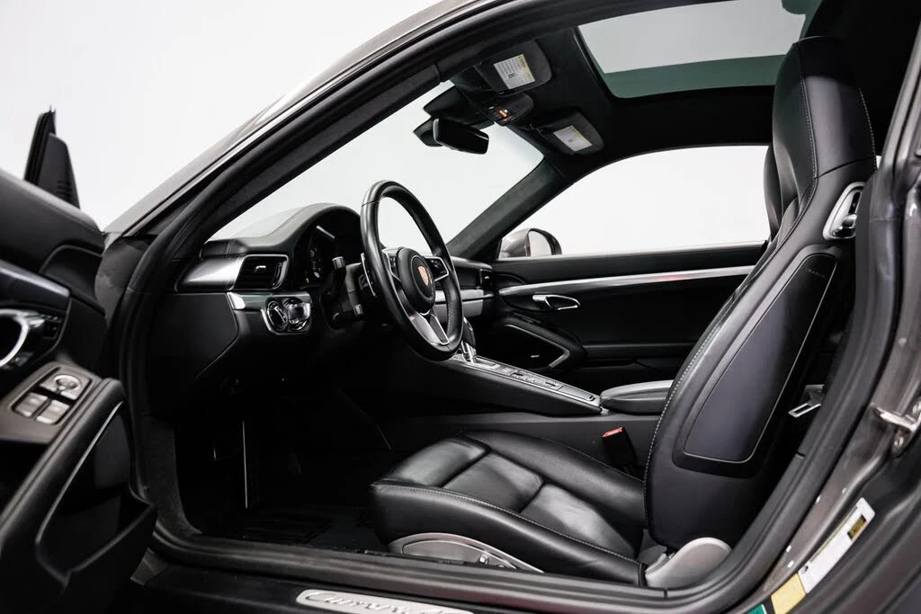 2019 Porsche 991 Carrera 4S - Image 17 of 31