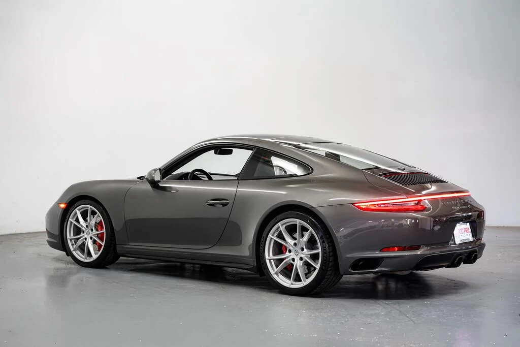 2019 Porsche 991 Carrera 4S - Image 8 of 31