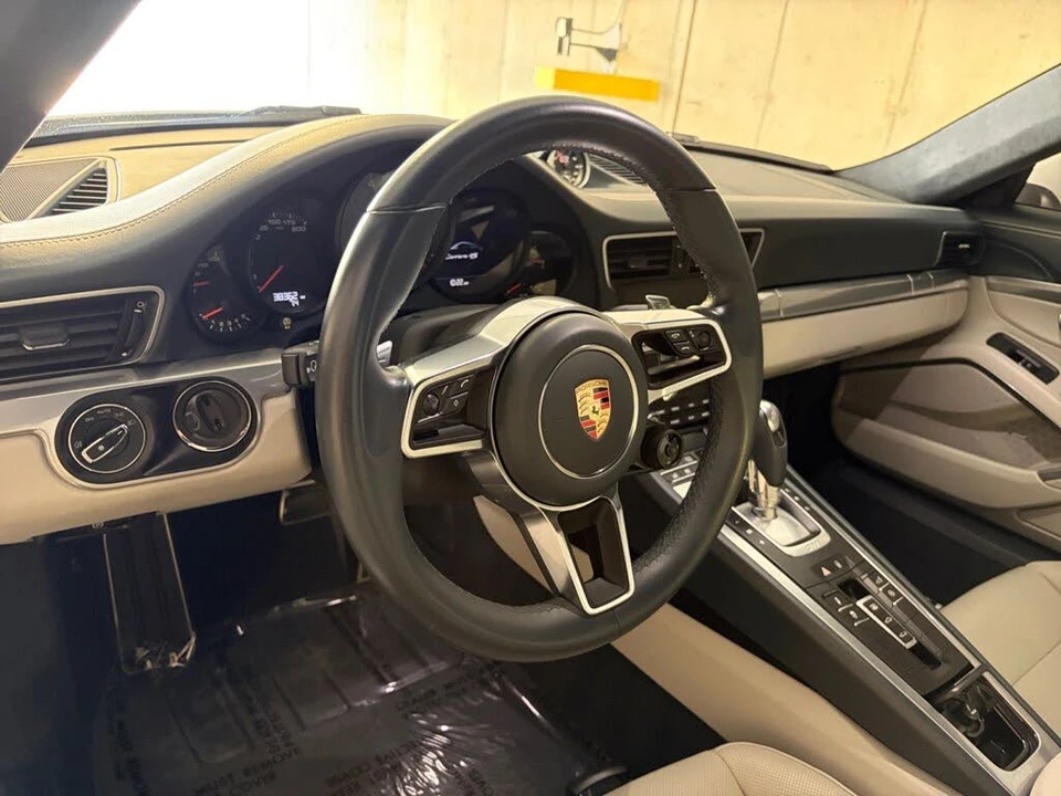 2019 Porsche 991 Carrera 4S - Image 18 of 31