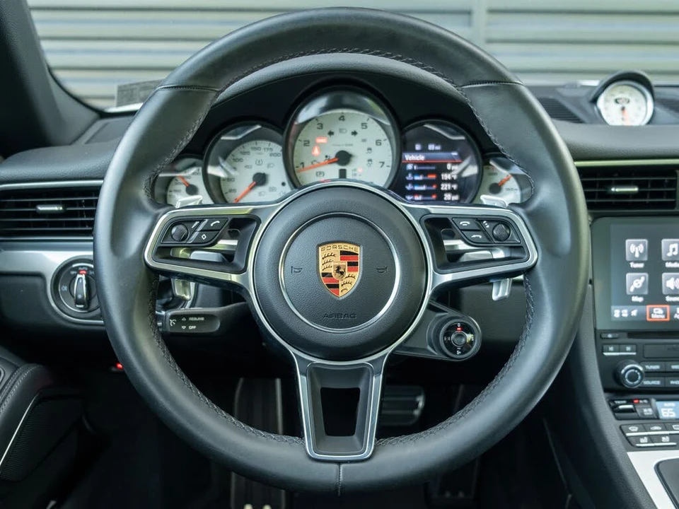 2019 Porsche 991 Carrera 4S - Image 23 of 31