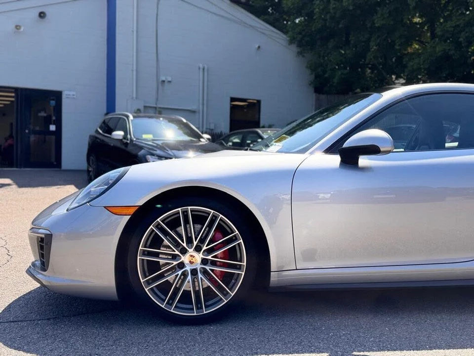 2019 Porsche 991 Carrera 4S - Image 10 of 27