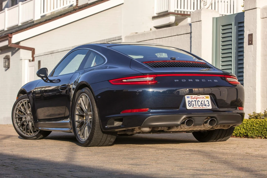 2019 Porsche 991 Carrera 4S - Image 8 of 31