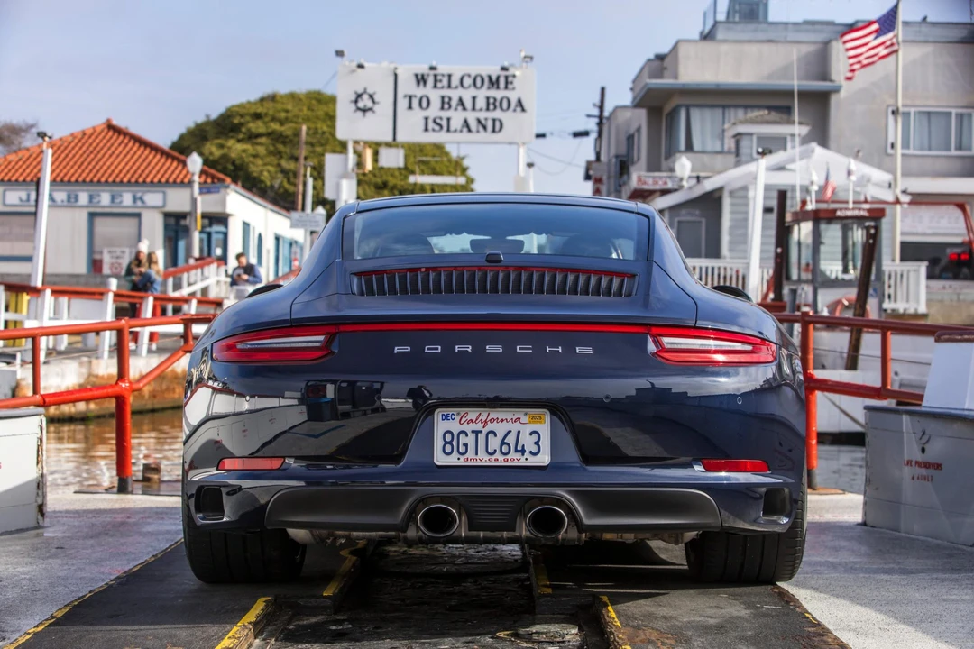 2019 Porsche 991 Carrera 4S - Image 13 of 31