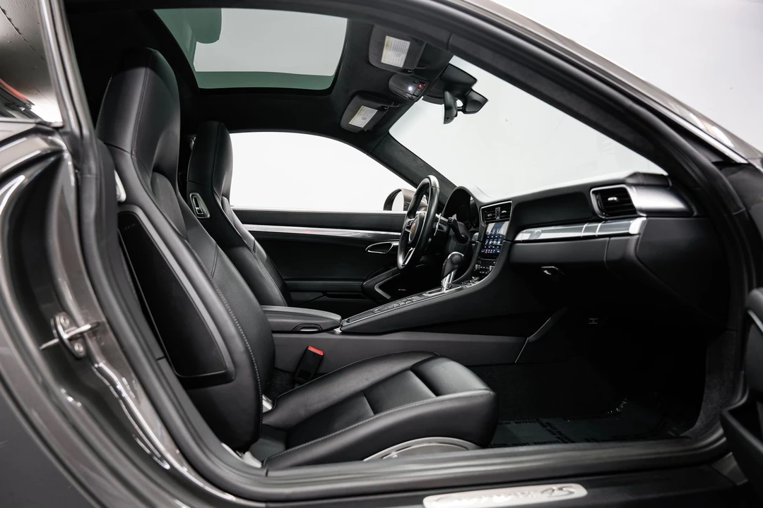 2019 Porsche 991 Carrera 4S - Image 26 of 31