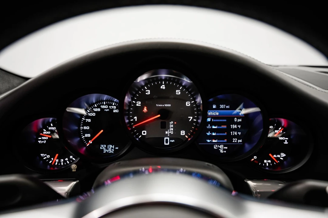 2019 Porsche 991 Carrera 4S - Image 11 of 31