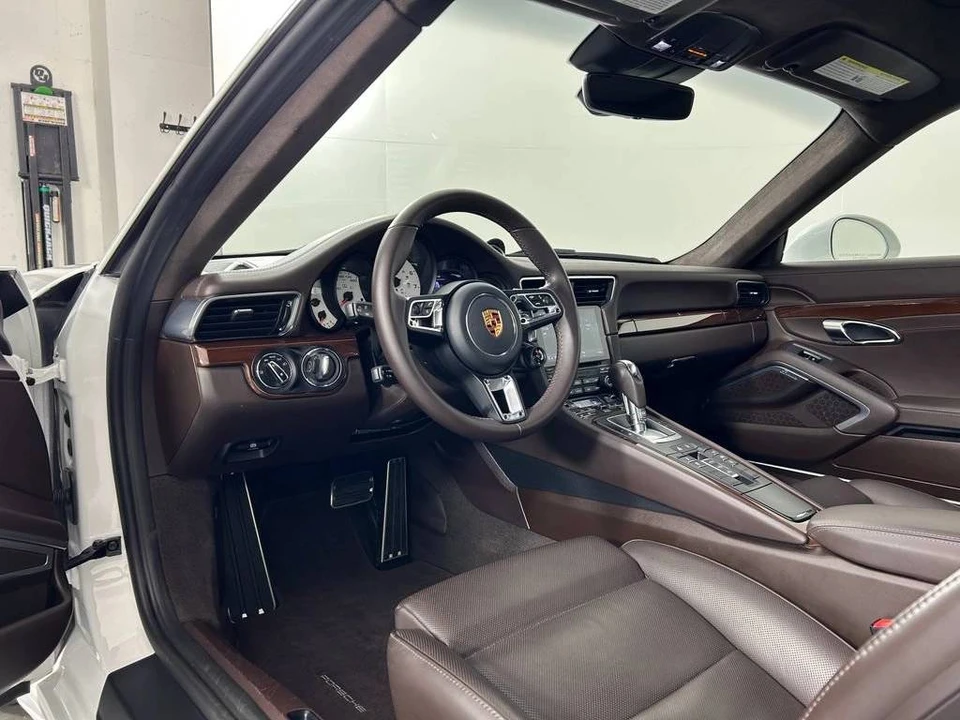 2019 Porsche 991 Carrera 4S - Image 4 of 5