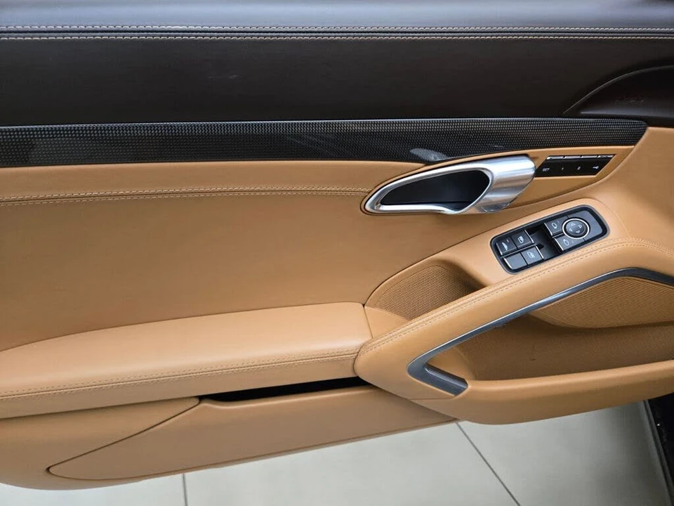 2019 Porsche 991 Carrera - Image 28 of 31