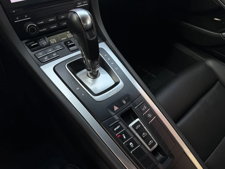 2019 Porsche 991 Carrera - Image 28 of 31