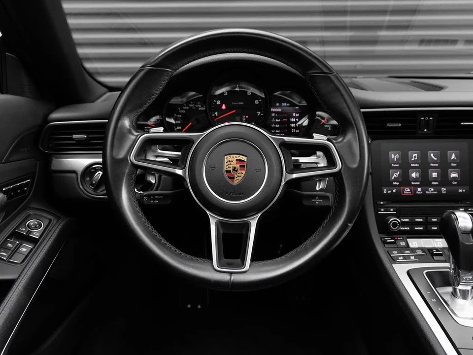 2019 Porsche 991 Carrera - Image 17 of 31
