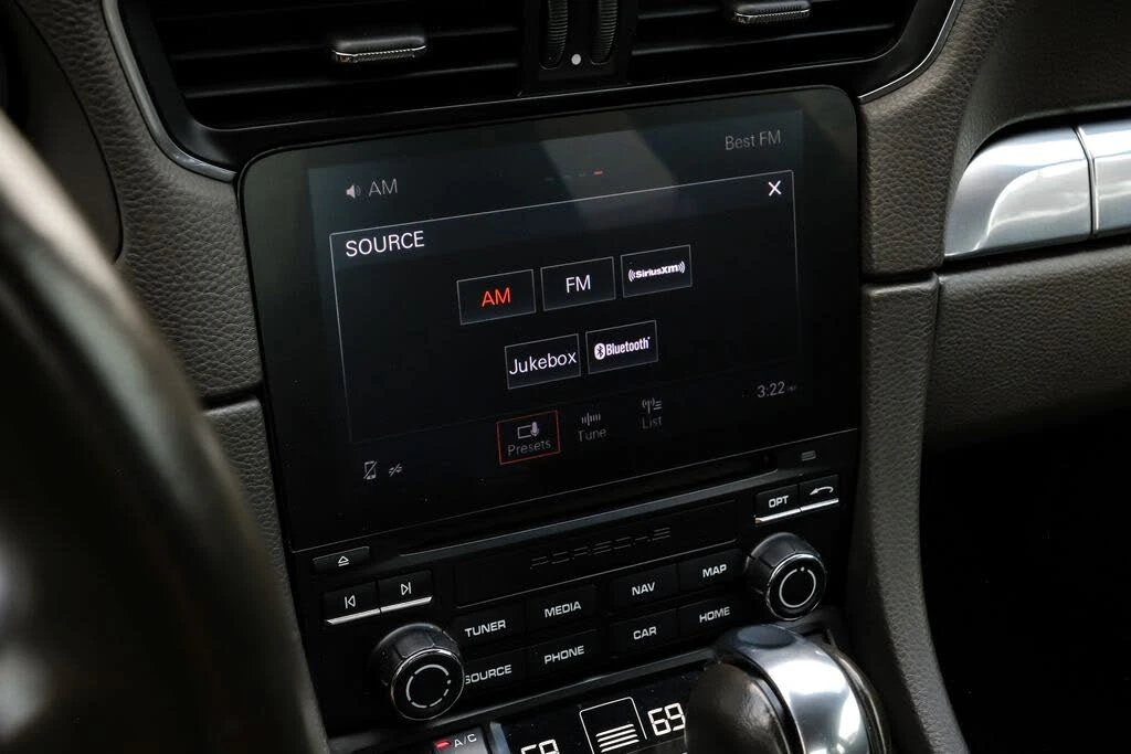 2019 Porsche 991 Carrera - Image 28 of 31