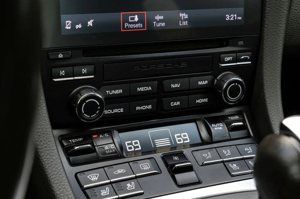 2019 Porsche 991 Carrera - Image 25 of 31