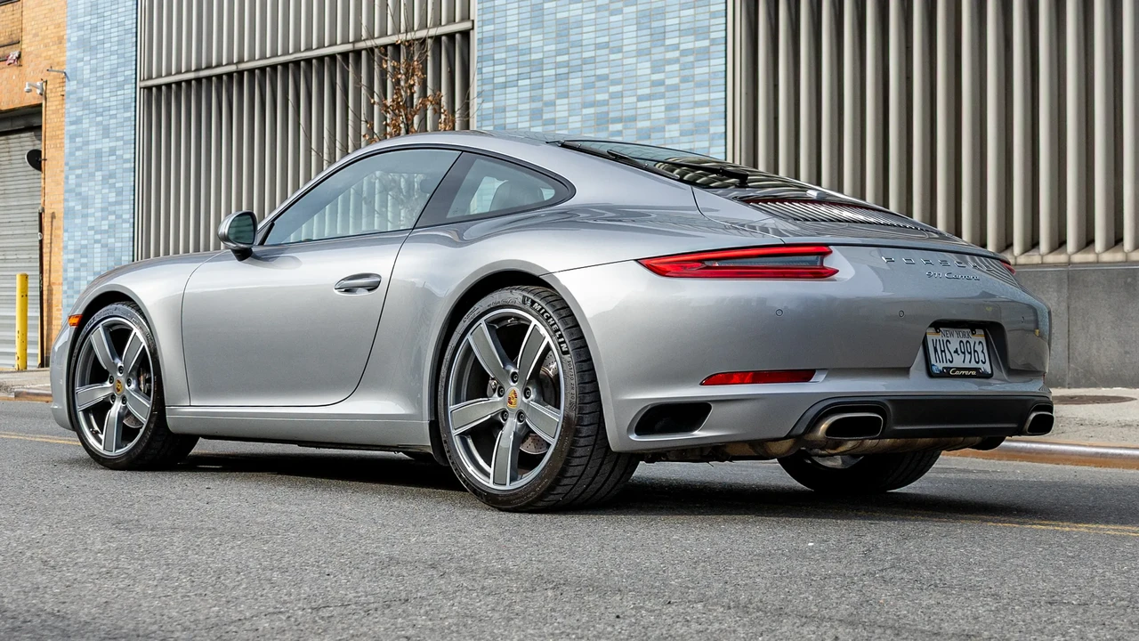 2019 Porsche 991 Carrera - Image 6 of 31