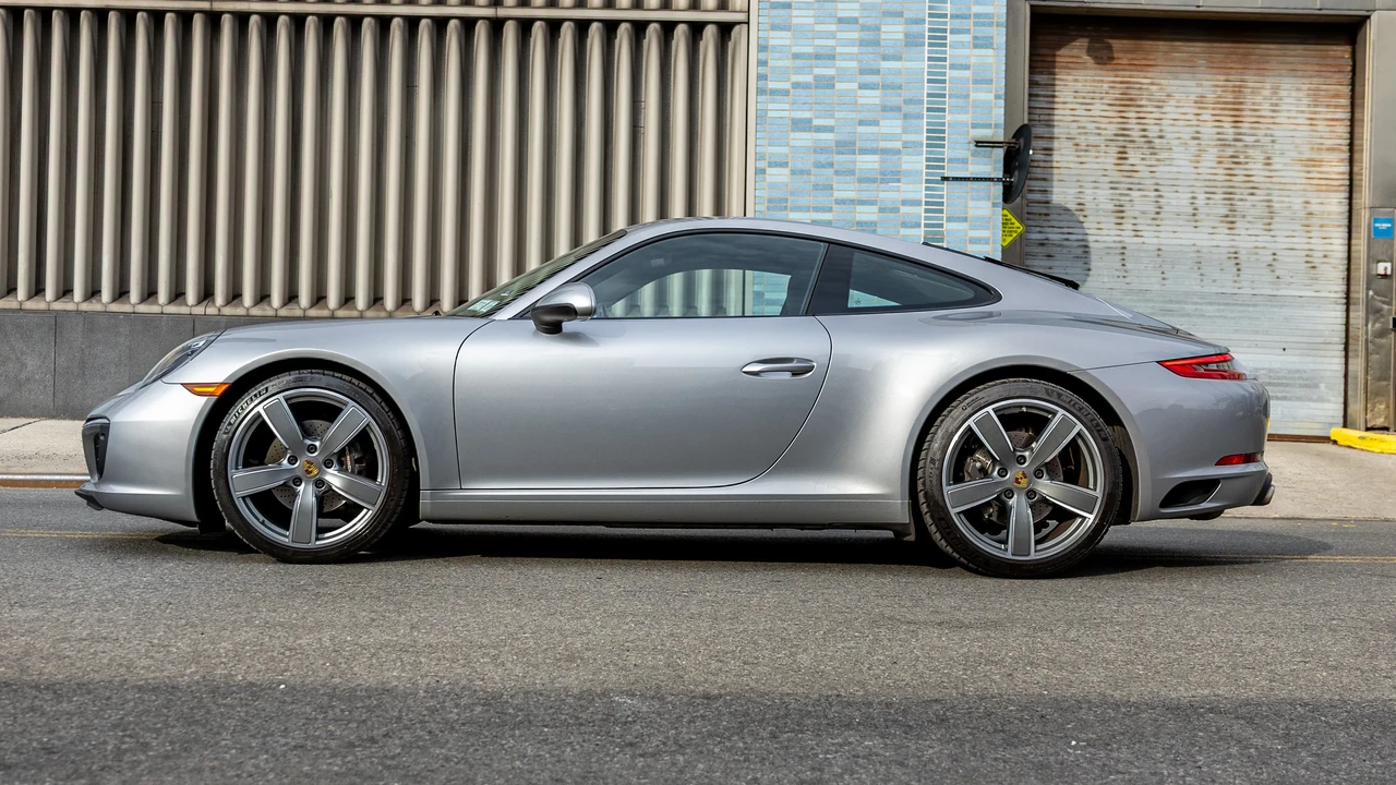 2019 Porsche 991 Carrera - Image 7 of 31