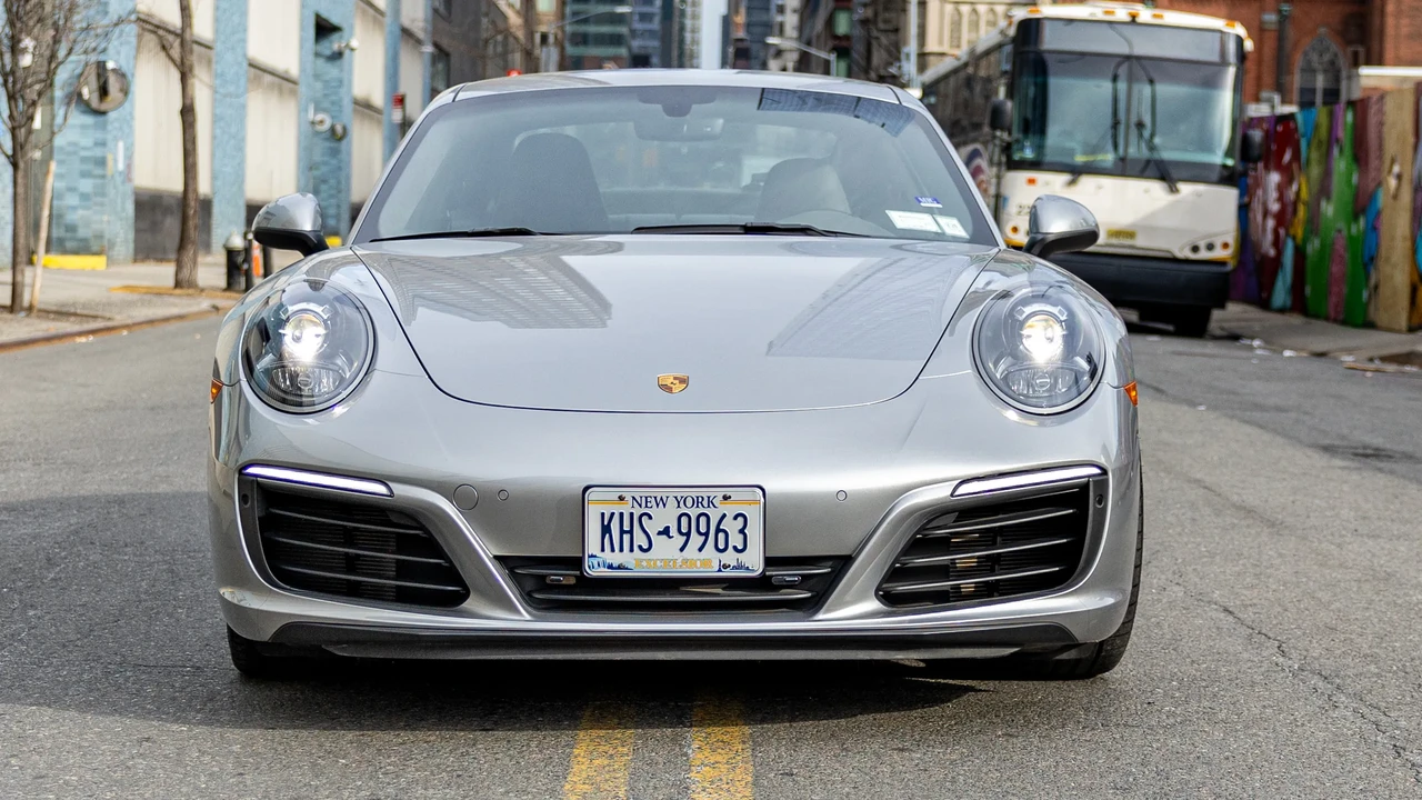 2019 Porsche 991 Carrera - Image 2 of 31
