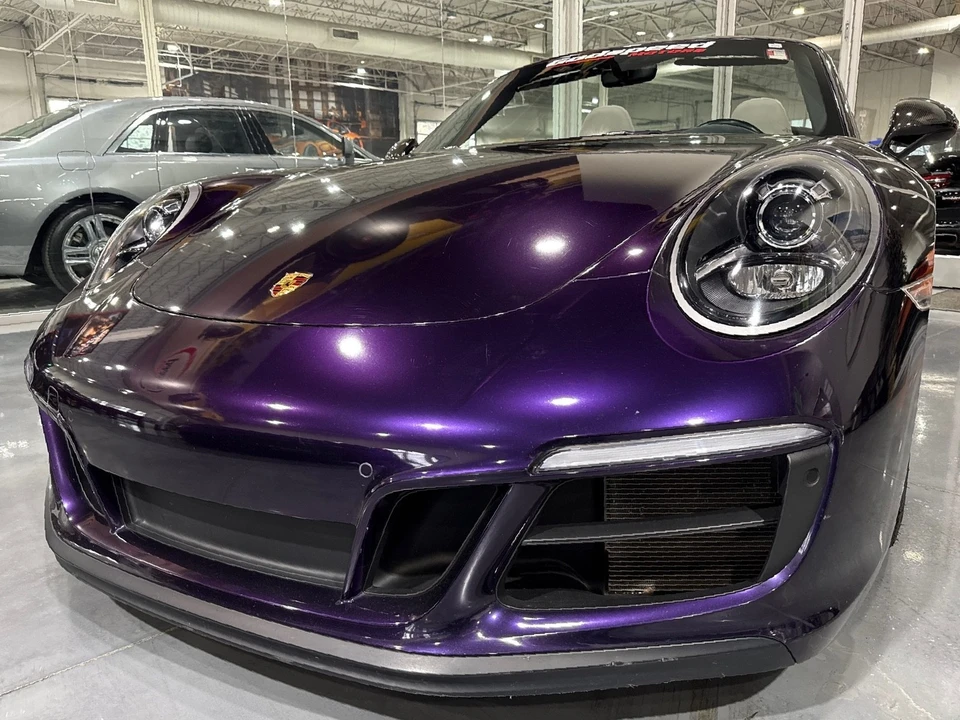 2019 Porsche - Image 28 of 31