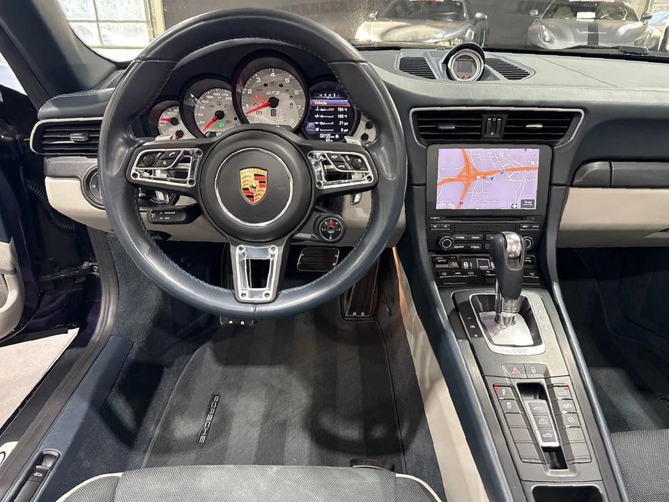 2019 Porsche - Image 9 of 31
