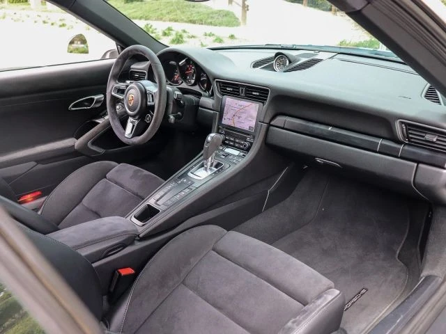 2019 Porsche - Image 31 of 31