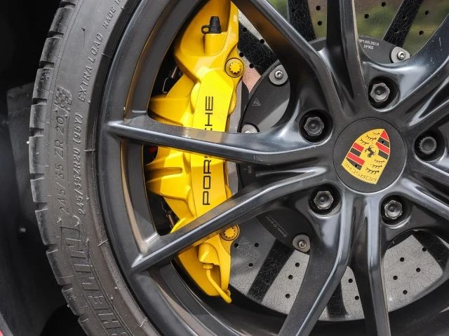 2019 Porsche - Image 20 of 31