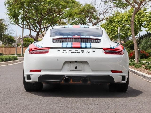 2019 Porsche - Image 8 of 31