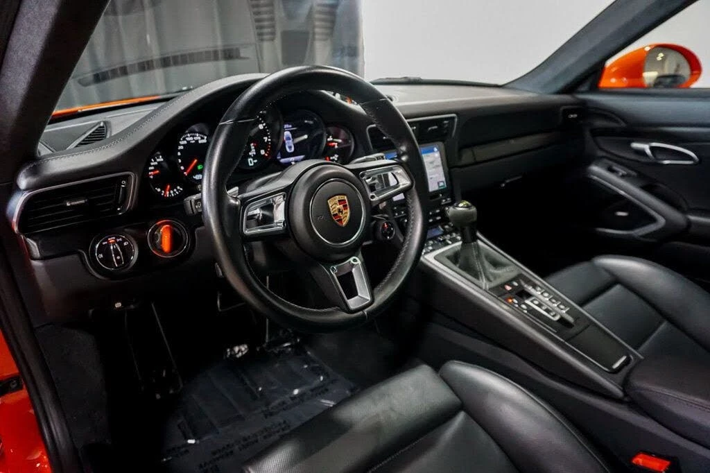 2019 Porsche 991 Carrera GTS - Image 9 of 31