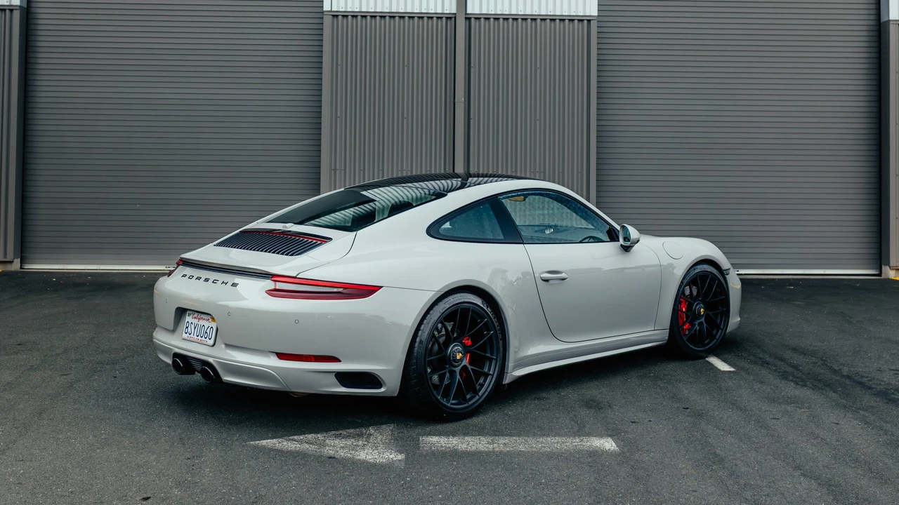 2019 Porsche 991 Carrera - Image 13 of 31