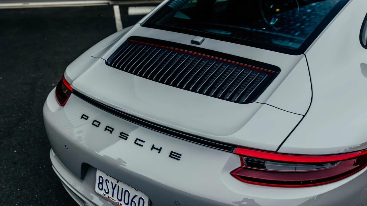 2019 Porsche 991 Carrera - Image 30 of 31