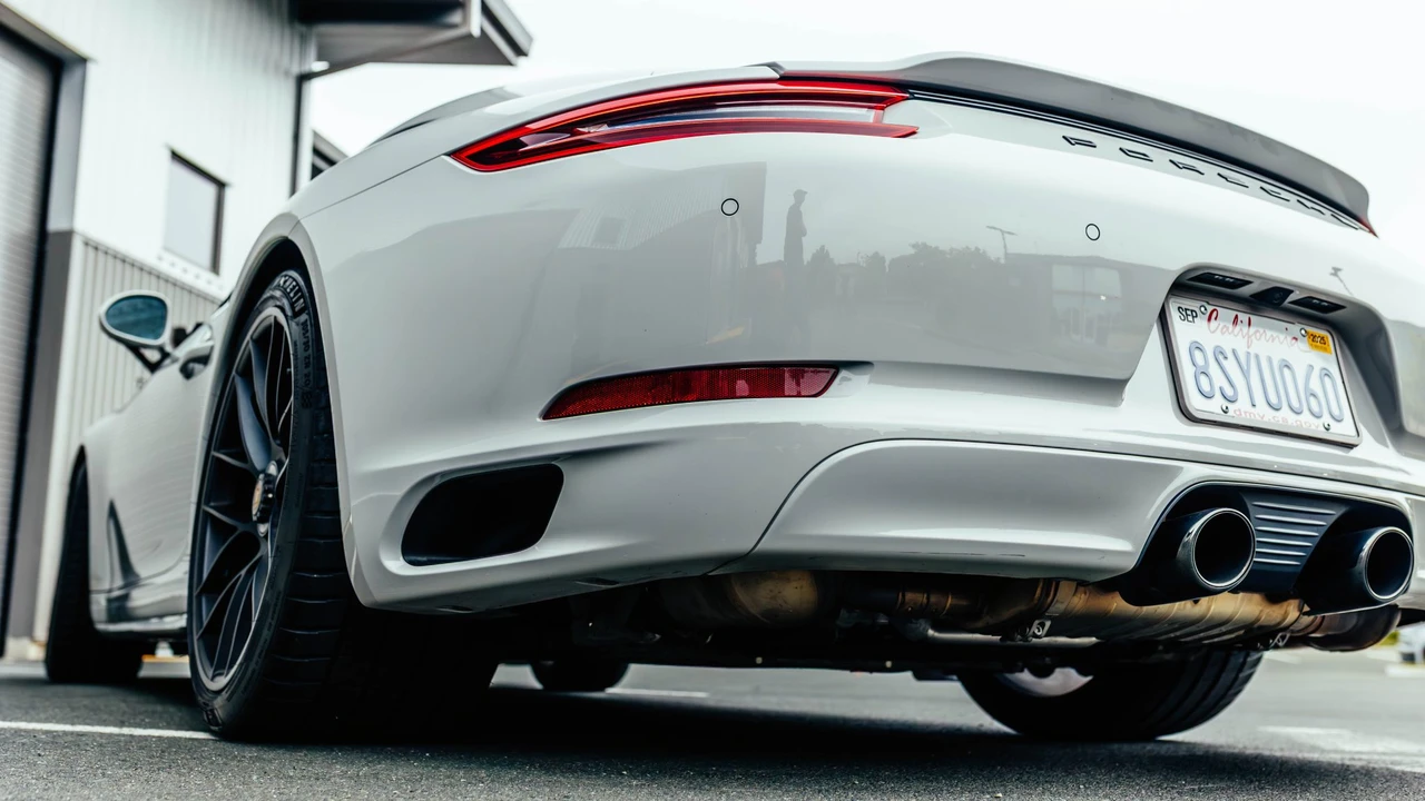 2019 Porsche 991 Carrera - Image 27 of 31