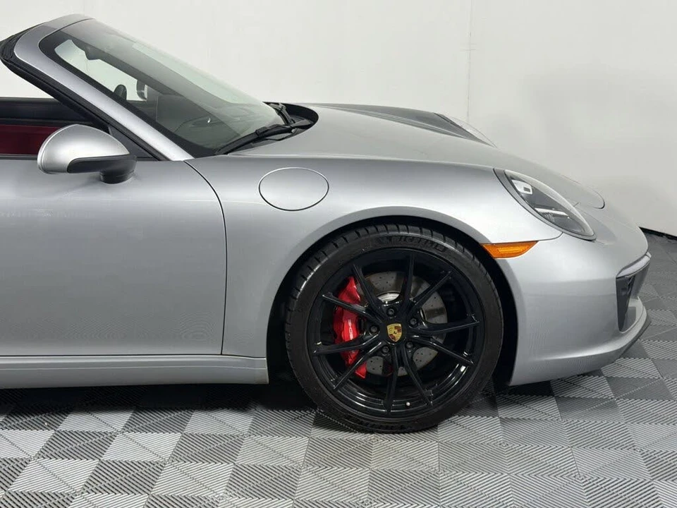 2019 Porsche 991 Carrera S - Image 12 of 31