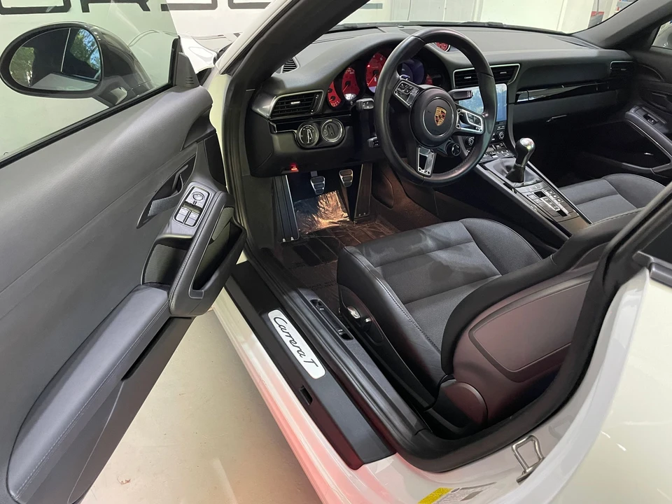 2019 Porsche 991 Carrera T - Image 8 of 31
