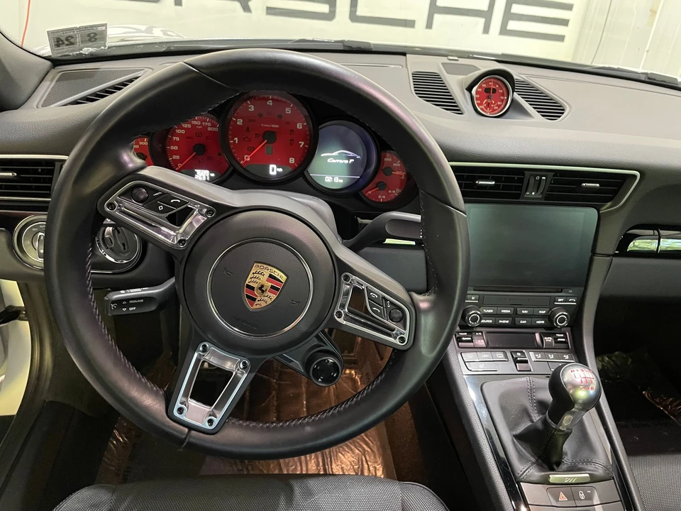 2019 Porsche 991 Carrera T - Image 9 of 31