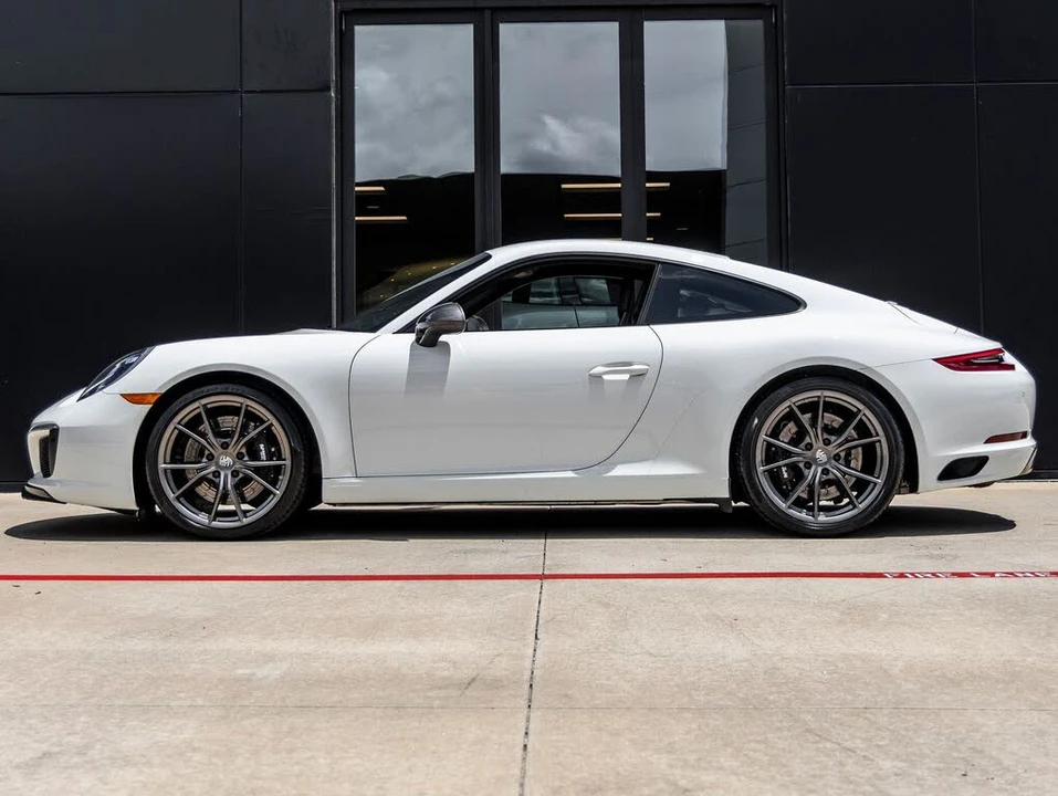 2019 Porsche 991 Carrera T - Image 2 of 31