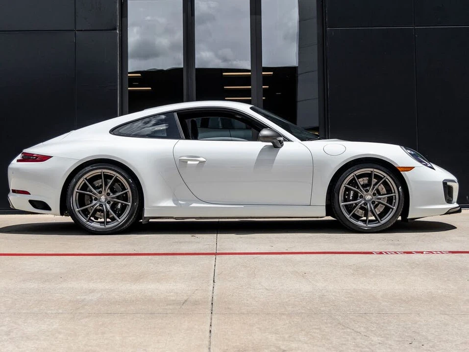 2019 Porsche 991 Carrera T - Image 12 of 31