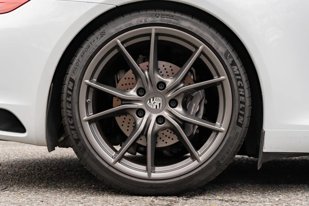2019 Porsche 991 Carrera T - Image 26 of 31