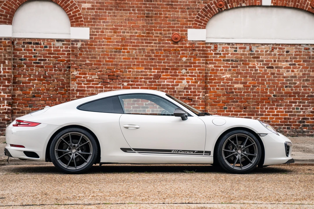 2019 Porsche 991 Carrera T - Image 28 of 31