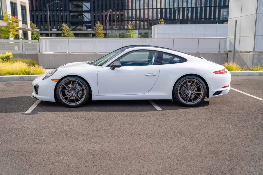 2019 Porsche 991 Carrera T - Image 2 of 5