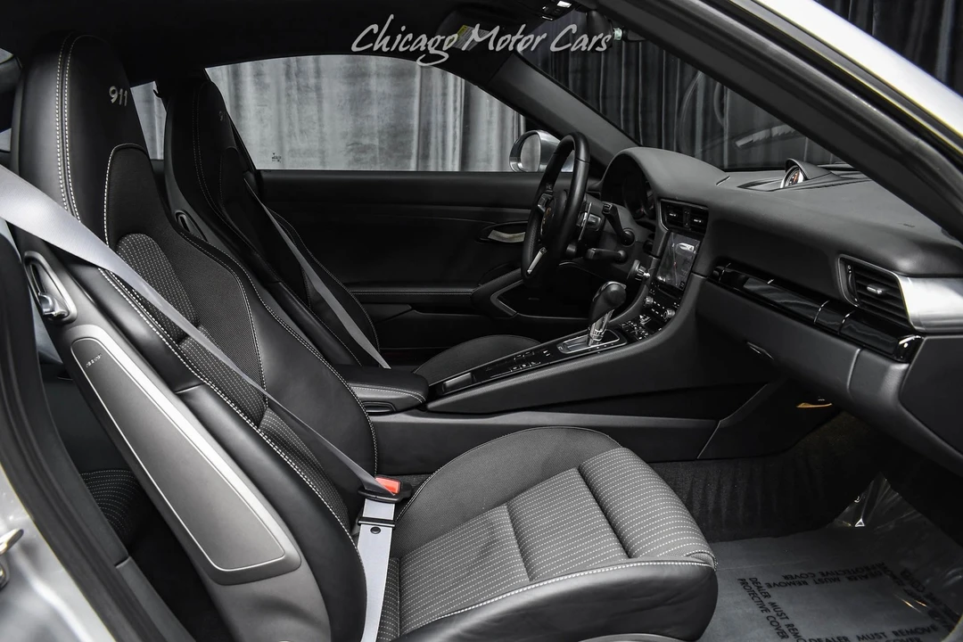 2019 Porsche 991 Carrera - Image 25 of 31