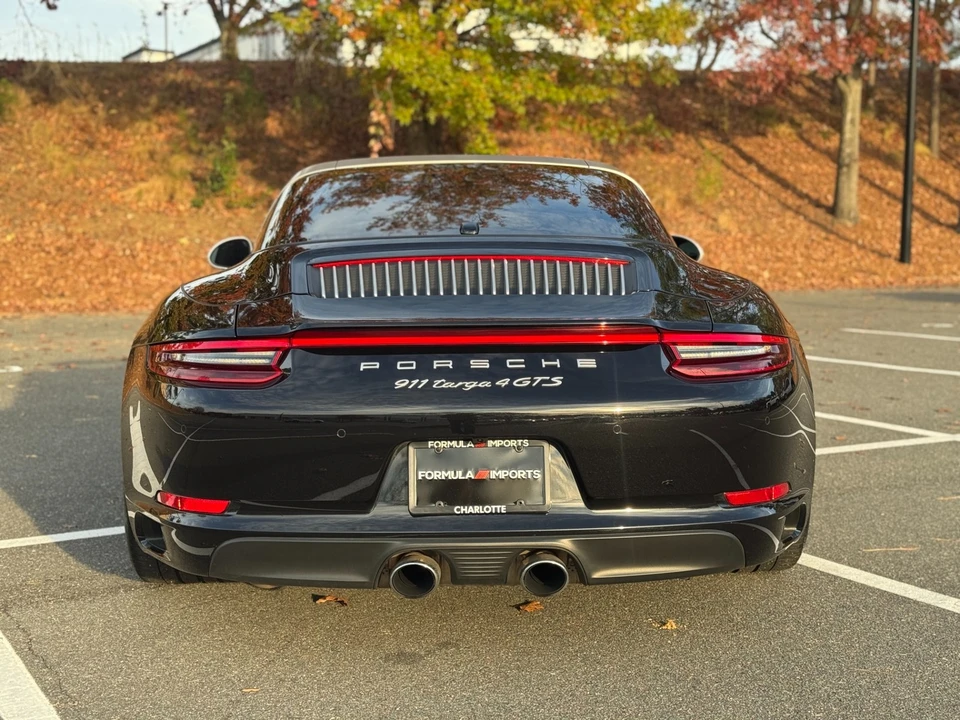 2019 Porsche 991 Targa 4 GTS - Image 11 of 12